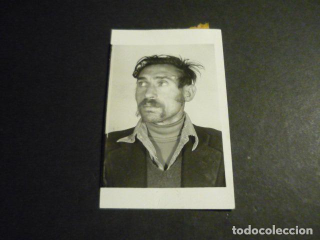 Fotograf&iacute;a antigua: MADRID VALLECAS DISTURBIOS ENTRE GITANOS FOTO POLICIAL ANTIGUA FOTOGRAFIA ORIGINAL 4,5 X 7,5 CM