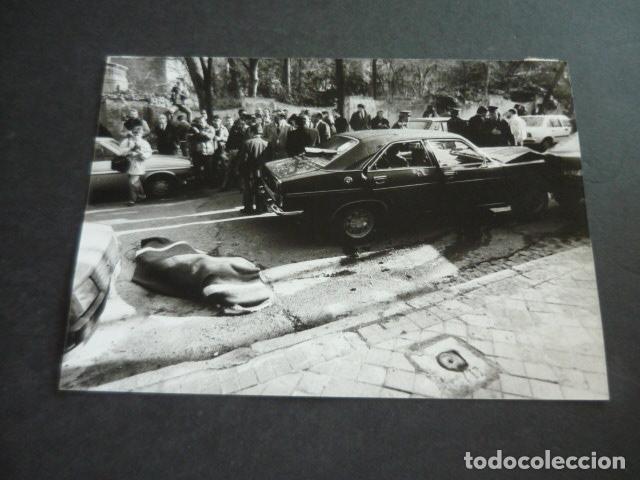 Fotograf&iacute;a antigua: MADRID ATENTADO TERRORISTA ETA CRISTOBAL COLON DE CARVAJAL FOTOGRAFIA 17,5 X 12,5 CM