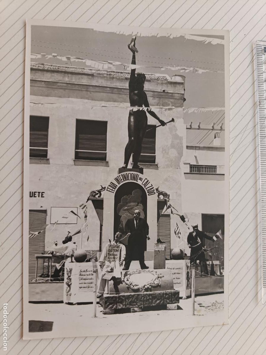 Fotografia antica: Elda, Alicante. Foto Sirvent. Falla 1962