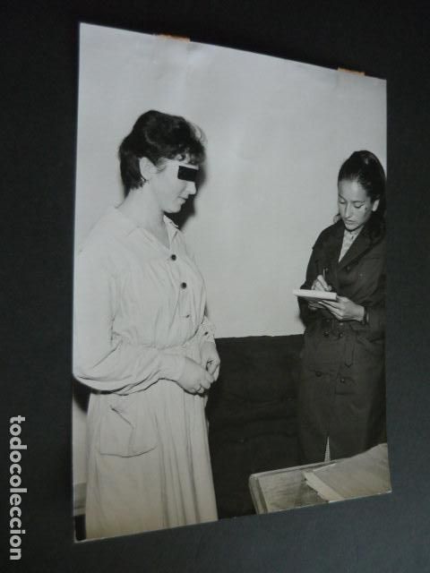 Fotograf&iacute;a antigua: MADRID PRISION PROVINCIAL DE MUJERES 1966 ANTIGUA FOTOGRAFIA 17,5 X 23,5 CM