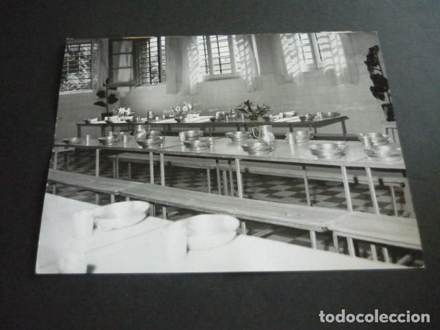 Fotograf&iacute;a antigua: MADRID VENTAS PRISION PROVINCIAL DE MUJERES COMEDOR 1970 ANTIGUA FOTOGRAFIA 18 X 24 CM