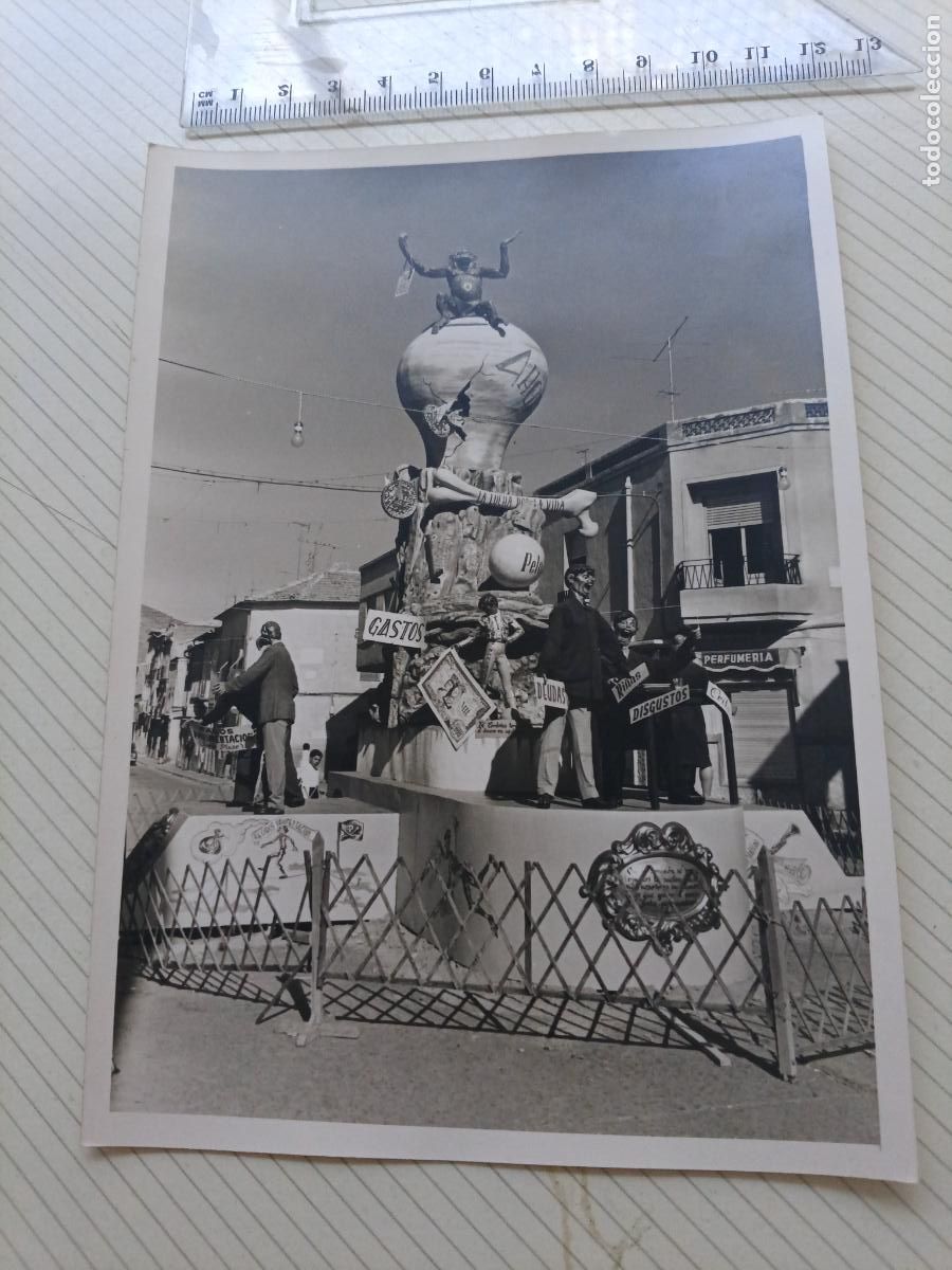 Fotograf&iacute;a antigua: Elda, Alicante. Falla. Fot&oacute;grafo Carlson. 1967. Foto gran formato