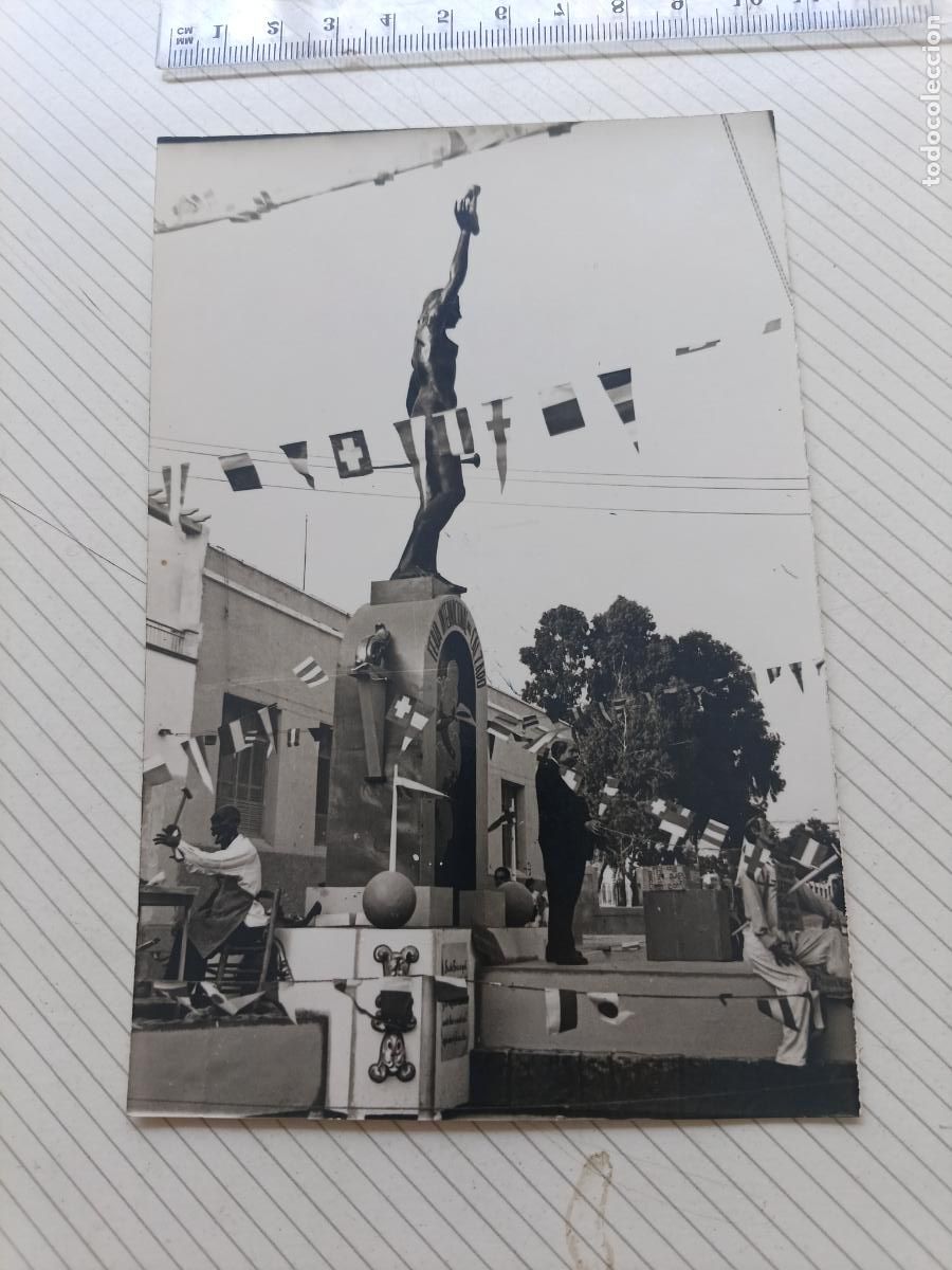 Fotograf&iacute;a antigua: Elda, Alicante. Falla Trinquete. Fot&oacute;grafo Sirvent