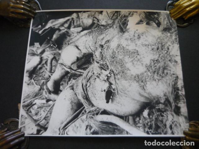 Fotograf&iacute;a antigua: BILBAO ACCIDENTE AVIACION MONTE OIZ FOTOGRAFIA ORIGINAL 18 X 24 CM