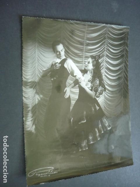 Fotograf&iacute;a antigua: CARMEN AZOFRA Y FERNANDO ZANOLI PAREJA BAILE FLAMENCO FOTOGRAFIA PEREZ DE LEON FOTOGRAFO 18 X 24 CM