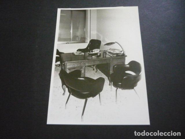 Fotograf&iacute;a antigua: DOCTOR JULIO IGLESIA PUGA SECUESTRO BANDA TERRORISTA ETA ANTIGUA FOTOGRAFIA 13 X 17 CM