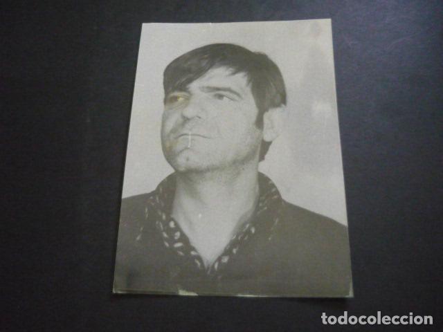 Fotograf&iacute;a antigua: JOSE LUIS VALERA HOMOSEXUAL GAY ASESINADO EN 1982 CRIMEN ODIO ANTIGUA FOTOGRAFIA 13 X 18 CM