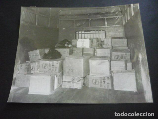 Fotograf&iacute;a antigua: DOCTOR JULIO IGLESIA PUGA SECUESTRO BANDA TERRORISTA ETA ANTIGUA FOTOGRAFIA 20 X 25 CM