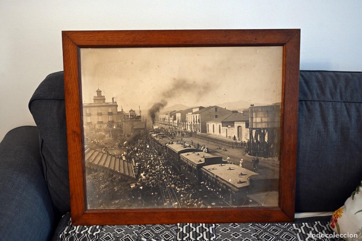 Fotograf&iacute;a antigua: Rare grande photographie ancienne encadr&eacute;e &ndash; Gare de Sabadell (Espagne) &ndash; Vers 1895 &ndash; Sign&eacute;e Berrens