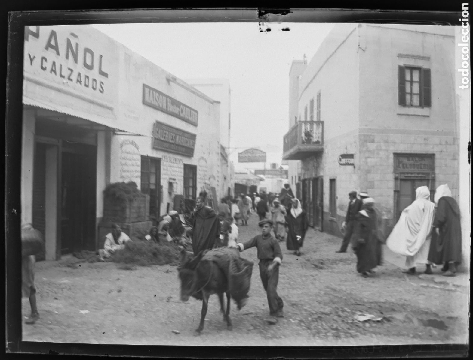 Fotograf&iacute;a antigua: Caja con 17 negativos de cristal 9x12 de T&aacute;nger, C&oacute;rdoba, gitanos, animados, viajero franc&eacute;s