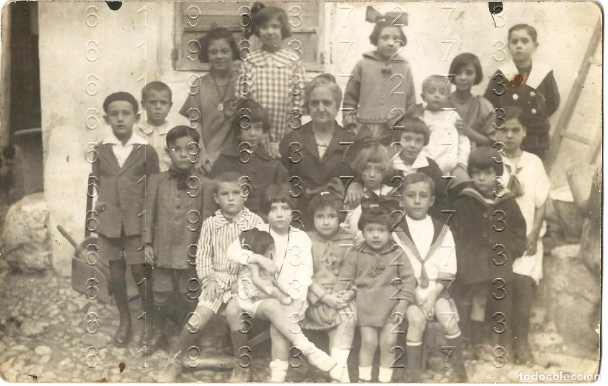 Alte Fotografie: MELILLA FOTOGRAFIA MUY ANTIGUA 14X9 FAMILIA CHOCLAN CALAHORRO B42