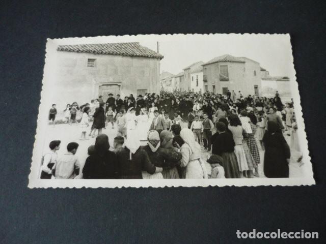 Fotograf&iacute;a antigua: VILLAFRANCA DE LOS CABALLEROS TOLEDO PRIMERA MISA ANTIGUA FOTOGRAFIA MEDINA FOTOGRAFO HERENCIA