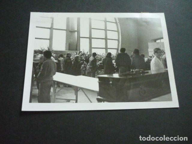 Alte Fotografie: MADRID CALLE DE ALCAL&Aacute; INCENDIO DE LA DISCOTECA ALCAL&Aacute; 20 FOTOGRAFIA ORIGINAL 18 X 13 CM