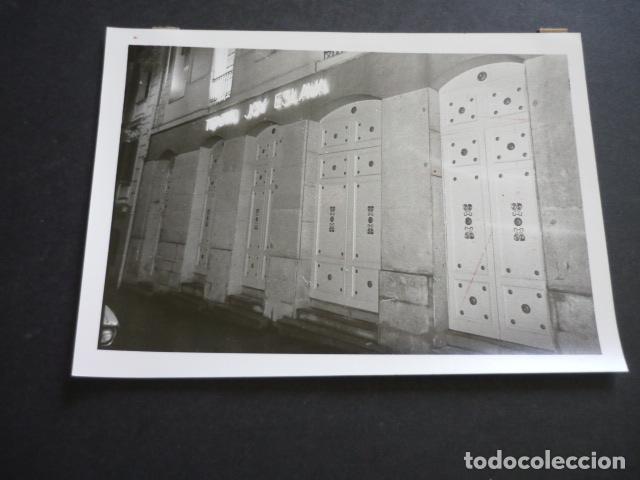 Photographie ancienne: MADRID CALLE DE ALCAL&Aacute; INCENDIO DE LA DISCOTECA ALCAL&Aacute; 20 FOTOGRAFIA ORIGINAL 18 X 13 CM