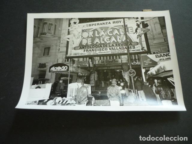 Photographie ancienne: MADRID CALLE DE ALCAL&Aacute; INCENDIO DE LA DISCOTECA ALCAL&Aacute; 20 FOTOGRAFIA ORIGINAL 18 X 13 CM