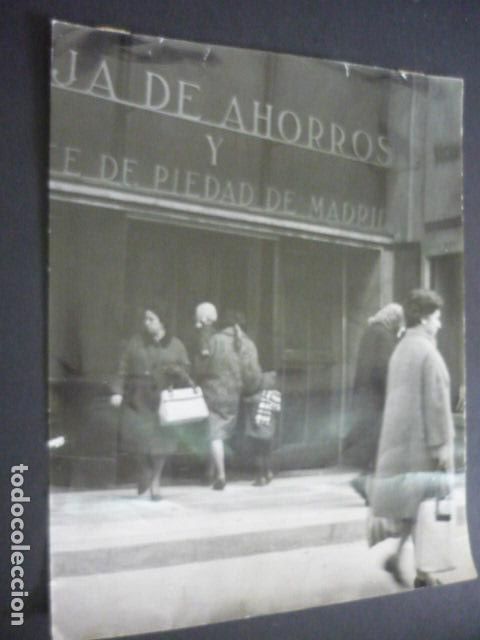 Antique Photography: MADRID CAJA DE AHORROS Y MONTE DE PIEDAD FOTOGRAFIA ORIGINAL 30 X 24 CM