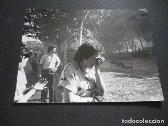 Photographie ancienne: MADRID ATENTADO TERRORISTA ETA CONTRA EL MINISTERIO DE DEFENSA FOTOGRAFIA ORIGINAL 24 X 18 CM