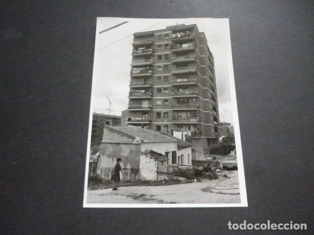 Alte Fotografie: MADRID CHABOLAS BARRIO DEL CARMEN FOTOGRAFIA ORIGINAL 13 X 18 CM