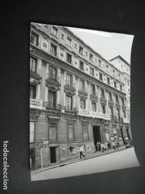 Antique Photography: MADRID CARRERA DE SAN JERONICMO BANCO DE CREDITO INDUSTRIAL FOTOGRAFIA ORIGINAL 24 X 18 CM