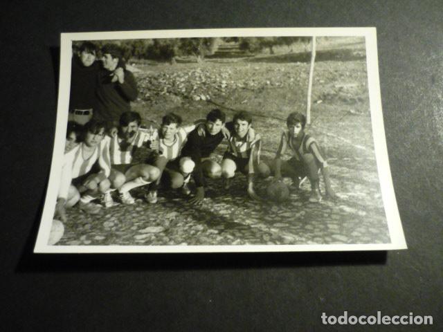 Fotograf&iacute;a antigua: BUENASBODAS TOLEDO EQUIPO DE FUTBOL ANTIGUA FOTOGRAFIA 7,5 X 10,5 CM