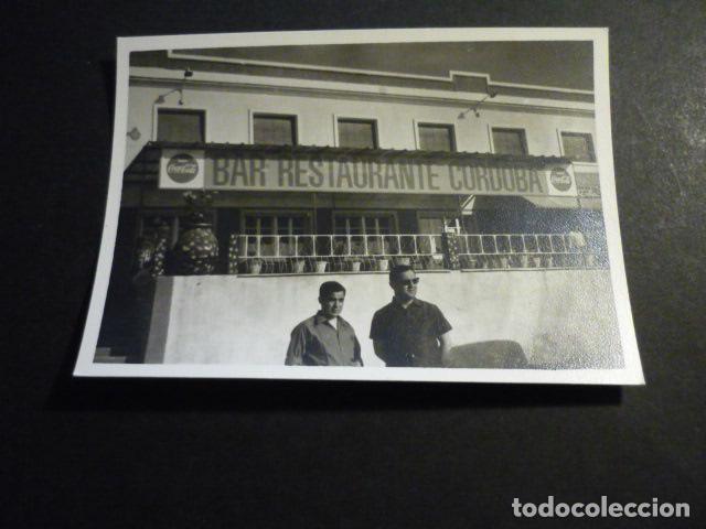 Alte Fotografie: MINGLANILLA CUENCA BAR RESTAURANTE CORDOBA ANTIGUA FOTOGRAFIA 7,5 X 10,5 CM