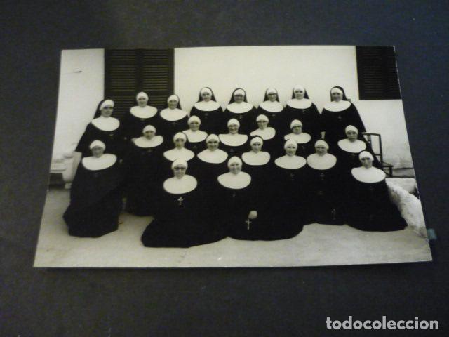 Alte Fotografie: CIUDADELA MENORCA MONJAS DE NUESTRA SE&Ntilde;ORA DE CONSOLACION ANTIGUA FOTOGRAFIA 9 X 14 CM