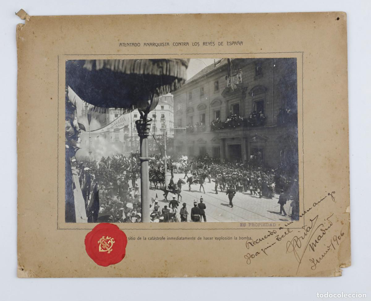Alte Fotografie: Atentado anarquista contra los reyes de Espa&ntilde;a, 1906. Fern&aacute;ndez y Gonz&aacute;lez, Madrid. Dedicado.
