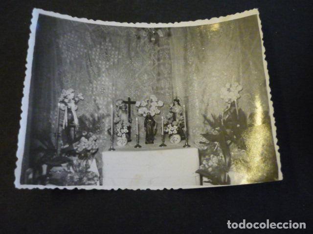 Antique Photography: VILLAFRANCA DE LOS CABALLEROS TOLEDO ALTAR EN CASA ANTIGUA FOTOGRAFIA 8,5 X 11,5 CM