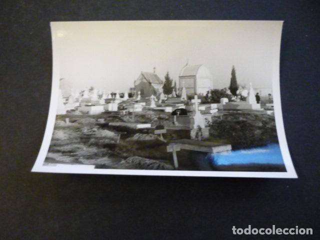 Alte Fotografie: VILLAFRANCA DE LOS CABALLEROS TOLEDO CEMENTERIO ANTIGUA FOTOGRAFIA 7,5 X 10,5 CM