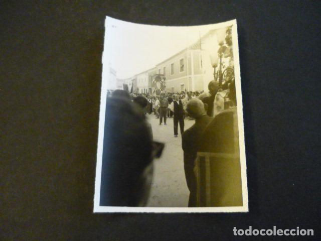 Alte Fotografie: VILLAFRANCA DE LOS CABALLEROS TOLEDO PROCESION DEL CRITO ANTIGUA FOTOGRAFIA 7,5 X 10,5 CM