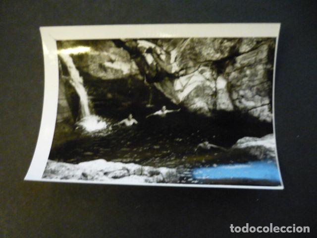 Fotografia antiga: ROBLEDO DEL MAZO TOLEDO LAS CHORRERAS ANTIGUA FOTOGRAFIA 7,5 X 10,5 CM