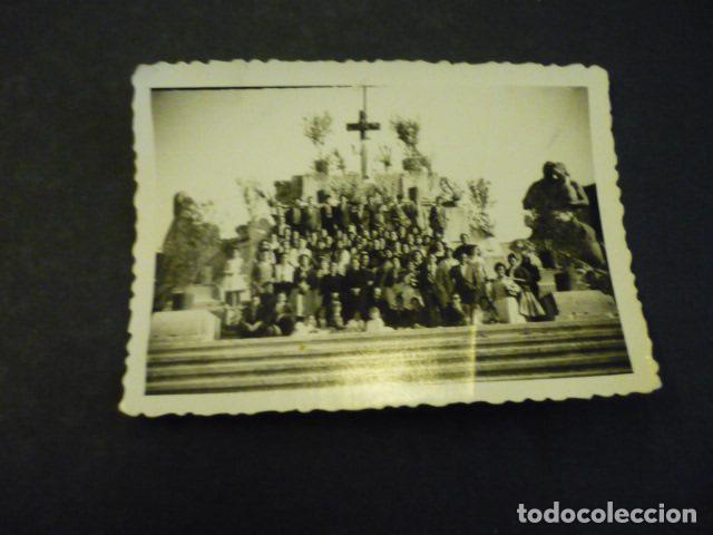 Fotograf&iacute;a antigua: GETAFE MADRID CERRO DE LOS ANGELES GRUPO ANTIGUA FOTOGRAFIA 6 X 9 CM