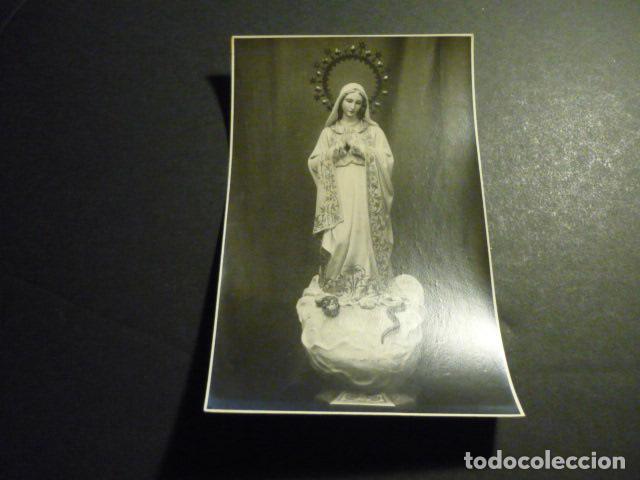 Fotografia antica: BARCELONA TALLER DE ESCULTURA ROSENDO OLIVELLA FOTOGRAFIA MUESTRARIO INMACULADA CONCEPCION 8 X 13 CM
