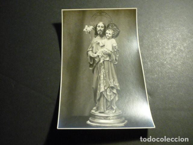 Fotografia antica: BARCELONA TALLER DE ESCULTURA ROSENDO OLIVELLA FOTOGRAFIA MUESTRARIO SAN JOSE 8 X 13 CM