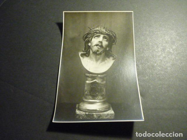 Fotografia antica: BARCELONA TALLER DE ESCULTURA ROSENDO OLIVELLA FOTOGRAFIA MUESTRARIO ECCE HOMO 8 X 13 CM