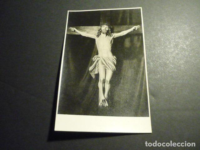 Fotografia antica: BARCELONA TALLER DE ESCULTURA ROSENDO OLIVELLA FOTOGRAFIA MUESTRARIO CRISTO EN LA CRUZ 8 X 13 CM