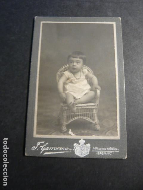 Alte Fotografie: BADAJOZ GARRORENA FOTOGRAFO RETRATO DE NI&Ntilde;A FOTOGRAFIA 7 X 11 CM
