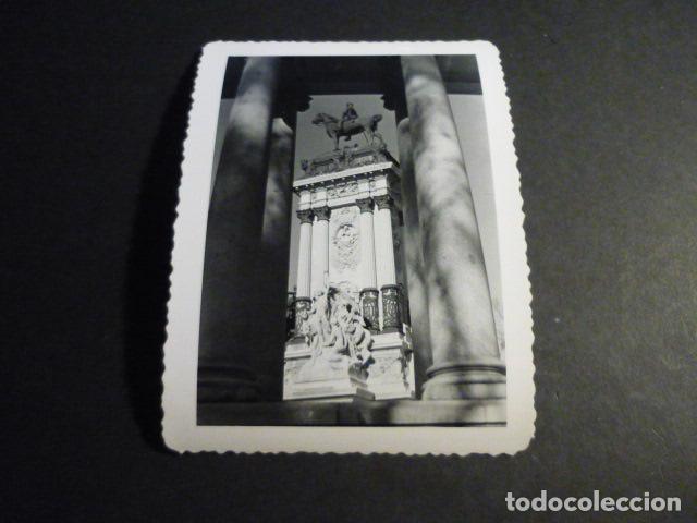 Fotografia antica: MADRID RETIRO ANTIGUA FOTOGRAFIA 8 X 11,5 CM