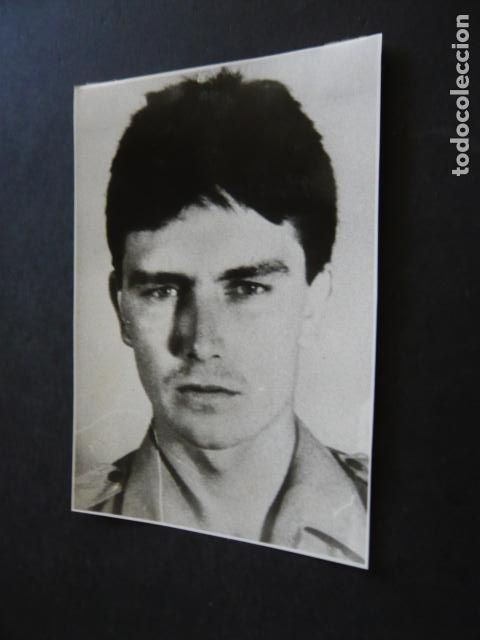 Fotograf&iacute;a antigua: MADRID ATENTADO TERRORISTA ETA PLAZA REPUBLICA DOMINICANA ANTIGUA FOTOGRAFIA ORIGINAL 12 X 17 CM