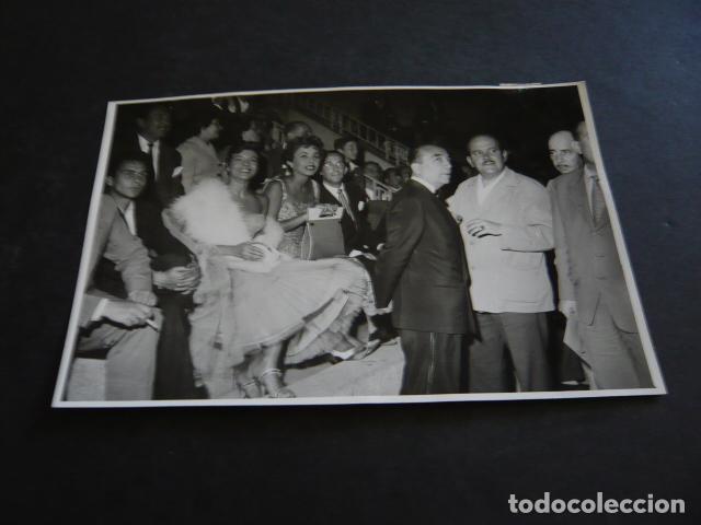 Fotografia antiga: MADRID CONCURSO GALLINA BLANCA BOBY DEGLANE ANTIGUA FOTOGRAFIA ORIGINAL 12 X 18 CM