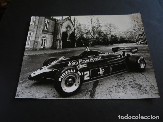 Fotograf&iacute;a antigua: LOTUS JOHN PLAYER FORMULA 1 COCHE CARRERAS AUTOMOVIL ANTIGUA FOTOGRAFIA ORIGINAL 24 X 18 CM