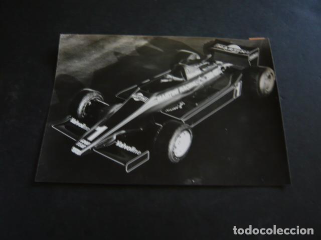 Fotograf&iacute;a antigua: AUTOMOVIL DE CARRERAS F1 LOTUS 80 ANTIGUA FOTOGRAFIA ORIGINAL 24 X 18 CM