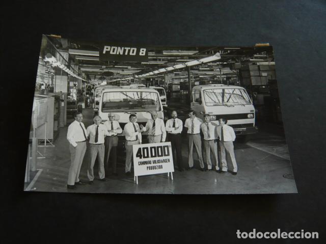 Fotograf&iacute;a antigua: BRASIL FABRICA AUTOMOVILES VOLKSWAGEN ANTIGUA FOTOGRAFIA ORIGINAL 12 X 18 CM