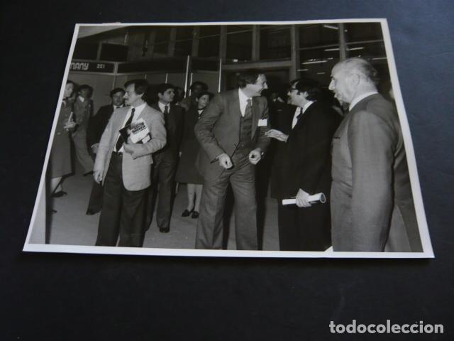 Fotografia antiga: MADRID SALON DE LA SEGURIDAD SICUR ANTIGUA FOTOGRAFIA ORIGINAL 24 X 18 CM