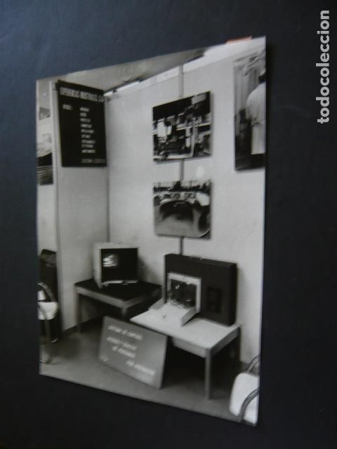 Fotografia antiga: MADRID SALON DE LA SEGURIDAD SICUR ANTIGUA FOTOGRAFIA ORIGINAL 24 X 18 CM