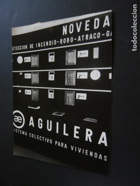 Alte Fotografie: MADRID SALON DE LA SEGURIDAD SICUR ANTIGUA FOTOGRAFIA ORIGINAL 24 X 18 CM