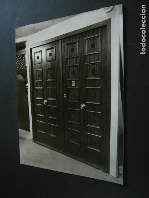 Alte Fotografie: MADRID SALON DE LA SEGURIDAD SICUR ANTIGUA FOTOGRAFIA ORIGINAL 24 X 18 CM