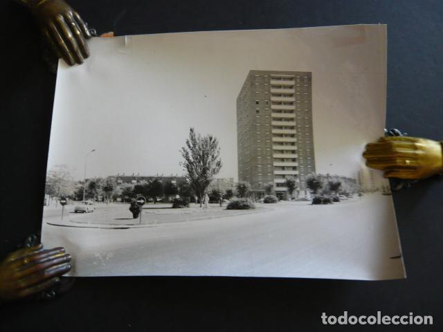 Fotografia antiga: MADRID BARRIO DE MORATALAZ ANTIGUA FOTOGRAFIA ORIGINAL 18 X 24 CM
