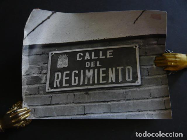Fotografia antiga: EL PARDO MADRID CALLE EL REGIMIENTO ANTIGUA FOTOGRAFIA ORIGINAL 18 X 24 CM