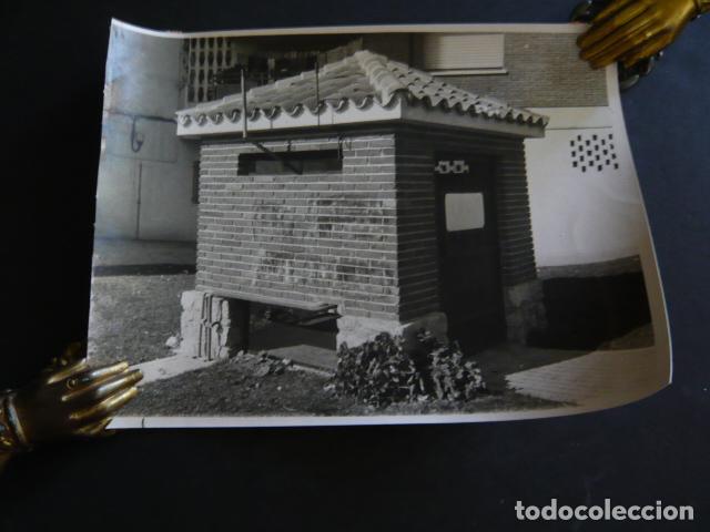 Fotografia antiga: MADRID BARRIO DE BILBAO CASETA PARA EL BUTANO ANTIGUA FOTOGRAFIA ORIGINAL 18 X 24 CM